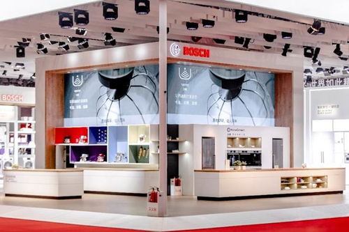 博世家电携多款匠心产品亮相进博会 新品升降式吸油烟机现场全球首秀